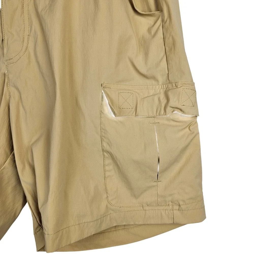 LL Bean Men's Cresta Hiking‎ Cargo Shorts Tan Khaki Nylon Spandex Stretch Medium